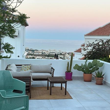 A Terrace With Sea View, 2 Bedrooms Apartment In Benalmadena Luaran gambar