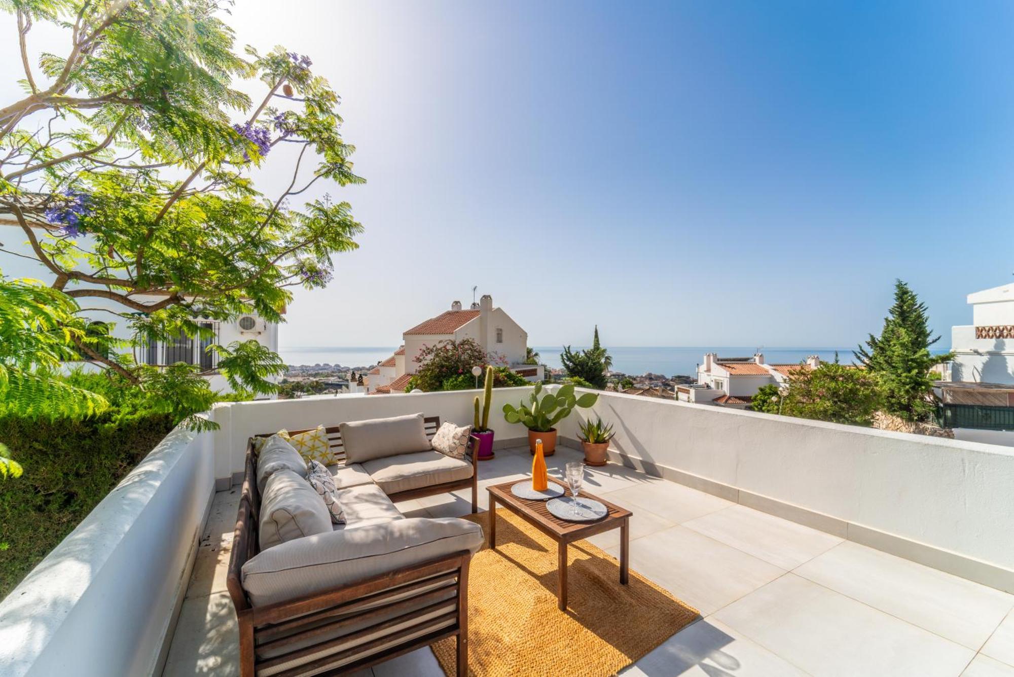 A Terrace With Sea View, 2 Bedrooms Apartment In Benalmadena Luaran gambar